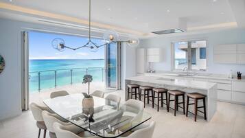 Apartment | 3 bedrooms, Internet