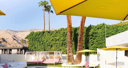 Standard Room, 2 Queen Beds, Kitchenette, Garden View