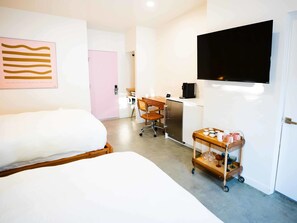 Studio | Exterior - Standard Room, 2 Queen Beds, Kitchenette, Garden View (Palm Springs)