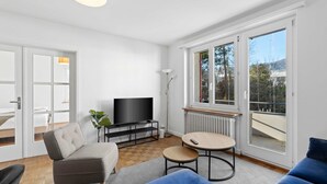 Unclassified image, 5 of 11, button - Bright apt Near the Center (Zürich)