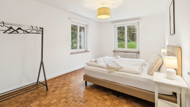 Unclassified image, 1 of 11, button - Bright apt Near the Center (Zürich)