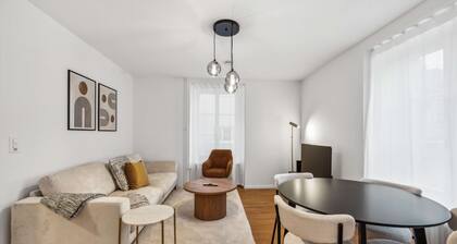 Modern 2 Bdr-flat top Location