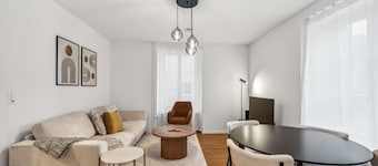 Modern 2 Bdr-flat top Location