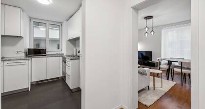 Modern 2 Bdr-flat top Location