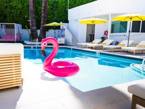 Exterior - Deluxe Room, 1 King Bed, Kitchen, Pool View (Palm Springs)