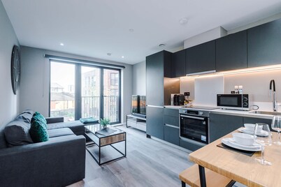 Stylish City Centre Apartment