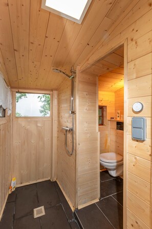 Apartment | 6 bedrooms, Internet