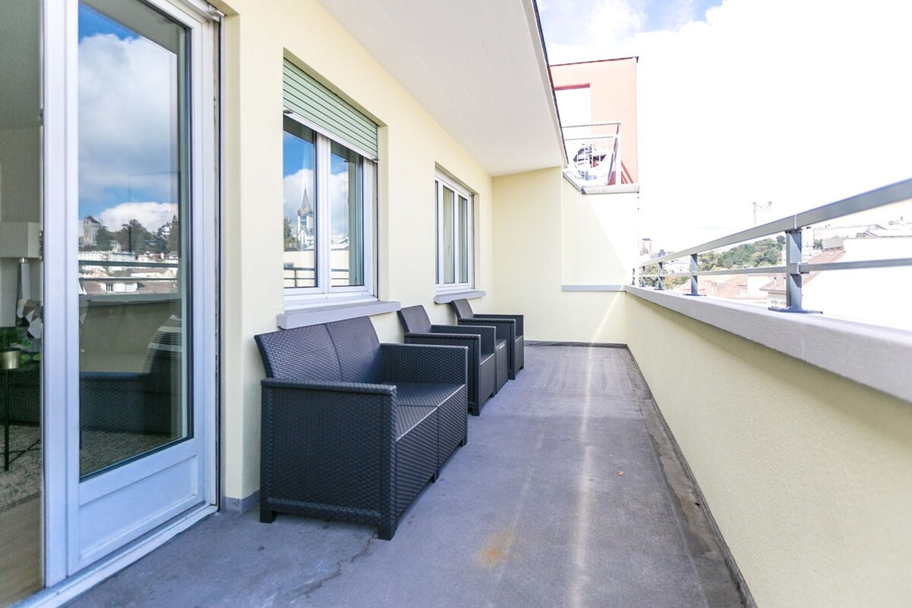 Apartemen | 2 kamar tidur dan internet