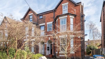 Apartment | 1 bedroom, Internet