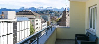 Lucern 2-br Flat w Netflix Top Location