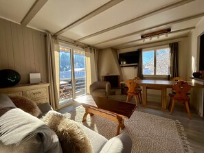 하우스 | 2 개의 침실, 책상, 인터넷