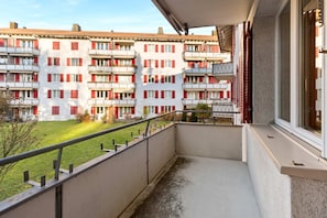 Apartment | 3 bedrooms, Internet