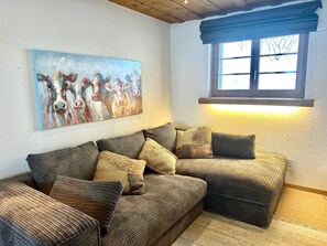 Apartemen | 3 kamar tidur dan internet