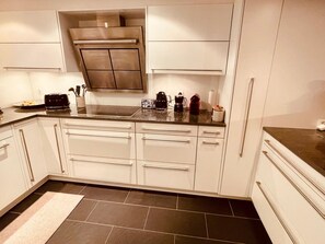 Apartment | 3 bedrooms, Internet