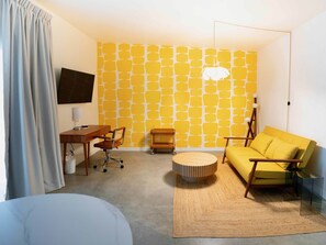 Studio | 1 bedroom - Premium Suite, King Bed With Sofa Bed, Pool View (Palm Springs)