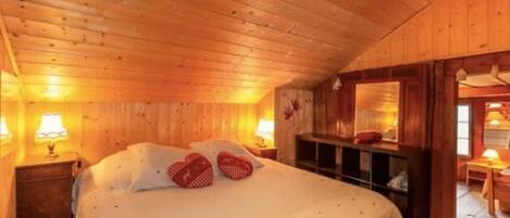 House | 10 bedrooms, Internet