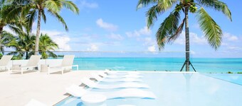 Stunning Oceanview 2 Bed Condo at ONE Cable Beach