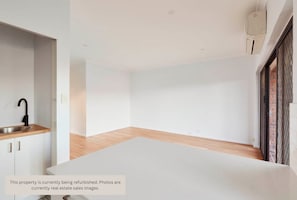 2 bedrooms