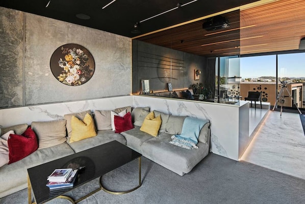 House, Smoking | 5 bedrooms