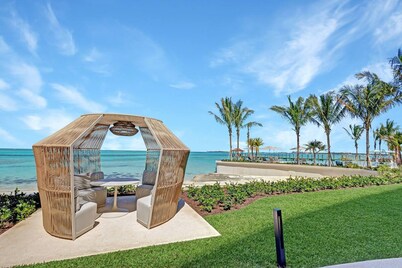 Beachfront 3 Bedroom Luxury Residence