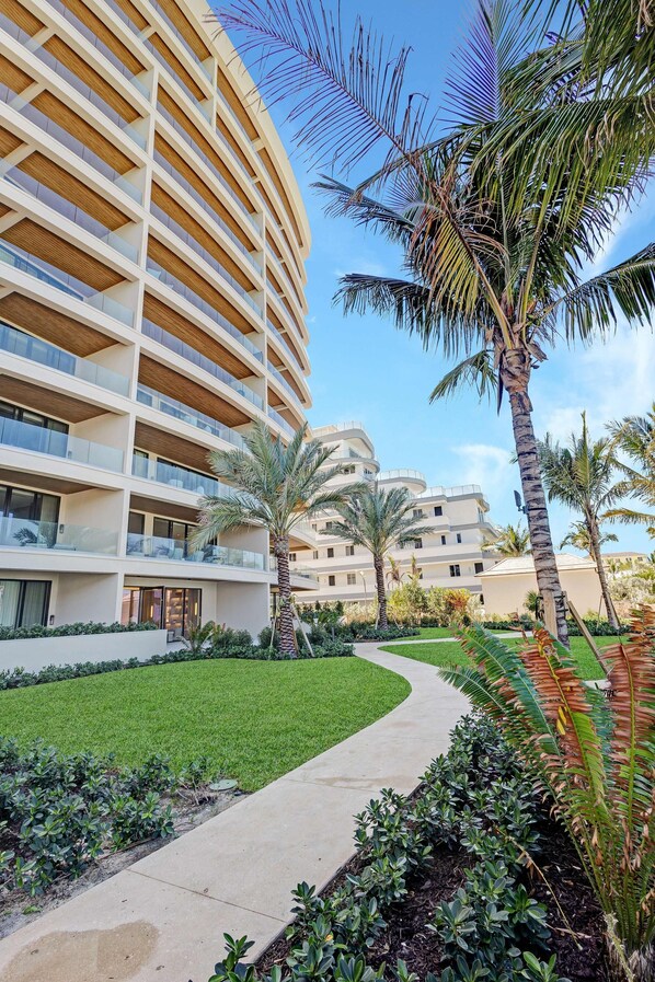 Apartment | 3 bedrooms - Beachfront 3 Bedroom Luxury Residence (Nassau)