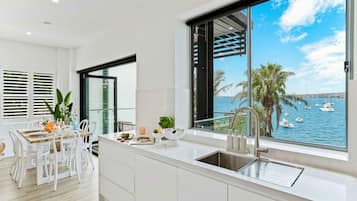 3 habitaciones y acceso a internet