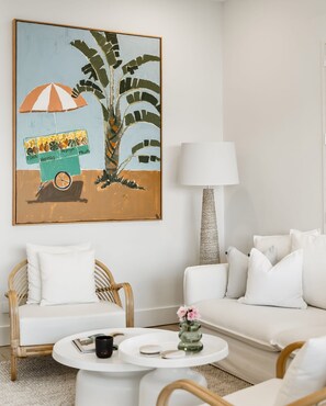 3 bedrooms, Internet