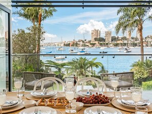 3 bedrooms, Internet