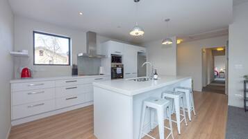 House | 3 bedrooms, Internet