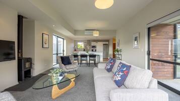 House | 3 bedrooms, Internet