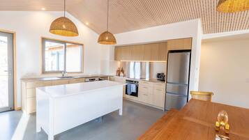 House | 3 bedrooms, Internet