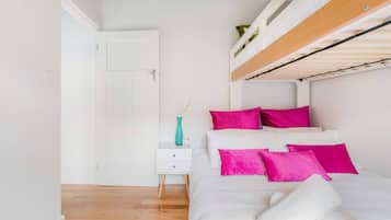 Apartment | 2 bedrooms, Internet