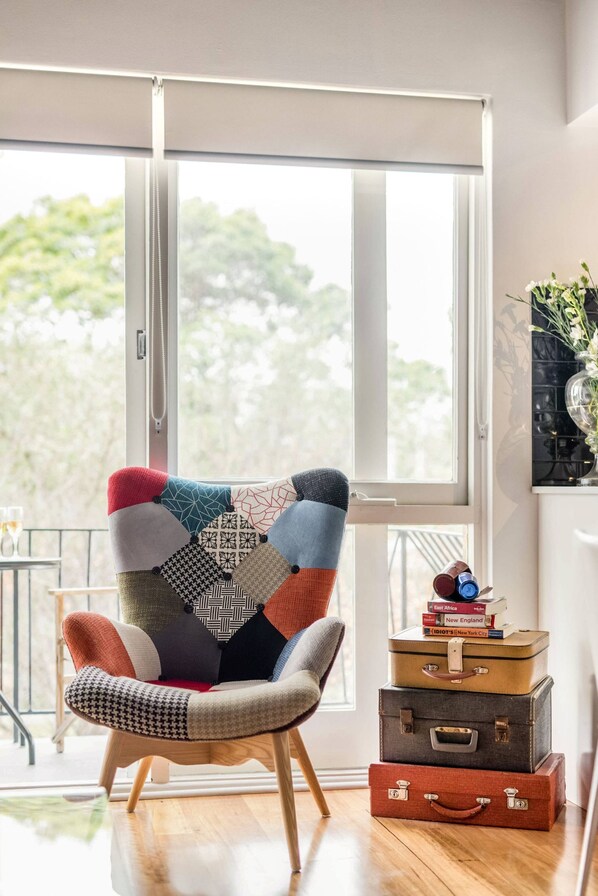 Apartment | 2 bedrooms, Internet - Renovated Retro Apartment Near Harbour Front Walks (Sydney)