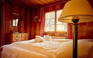 3 Schlafzimmer, Schreibtisch