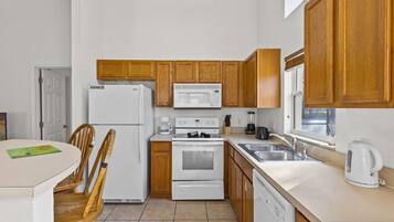 Casa | 3 habitaciones y internet