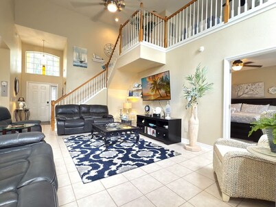 Near Disney Villa 3 bd Private Pool