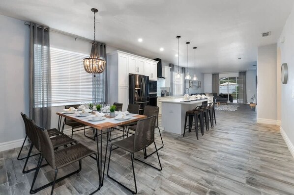 하우스 | 4 개의 침실, 인터넷