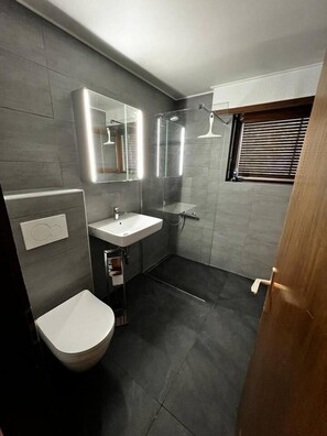 Maison, fumeur | 3 chambres