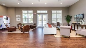 Unclassified image, 5 of 47, button - 4Bd Minions Themed Home Near Disney Sleeps 10 (Kissimmee)
