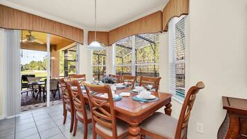 House | 5 bedrooms, Internet