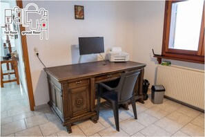 House | 4 bedrooms, Internet