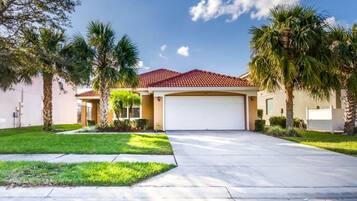 House | 4 bedrooms, Internet