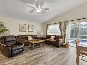 House | 4 bedrooms, Internet - Villa Minutes From Disney 4bd 3Bt Private Pool Games (Davenport)