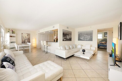 445 Clearwater Hamden