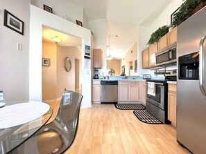 House | 3 bedrooms, Internet