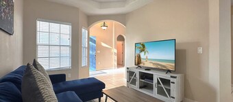 Disney Hideaway Villa Sleeps 9 4Bd Home With Pool