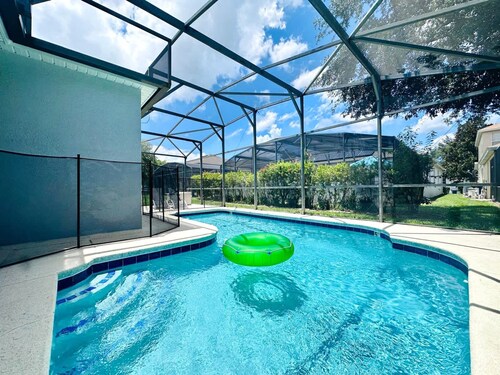 Disney Hideaway Villa Sleeps 9 4Bd Home With Pool