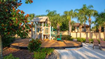 公寓 | 4 間臥室、網路服務