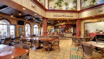 公寓 | 4 間臥室、網路服務