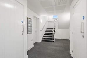 2 habitaciones y acceso a internet